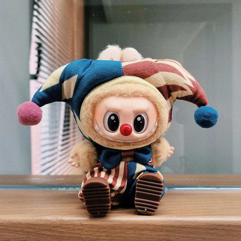 Cute Clown Outfit for 1/2/3 Gen Vinyl Dolls 17cm(Doll Not Included) - Handmade Crochet Jester Clothes, Soft Plush Costume with Hat & Bow, Doll Accessory Gift - Mia-yarnwhiper