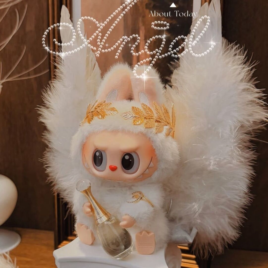 17cm Vinyl Doll Angel Costume (Doll Not Included) - Handmade Fluffy Feather Wing Outfit for 1/2/3 Gen Dolls, Golden Laurel Doll Clothing Accessory - Mia-yarnwhiper